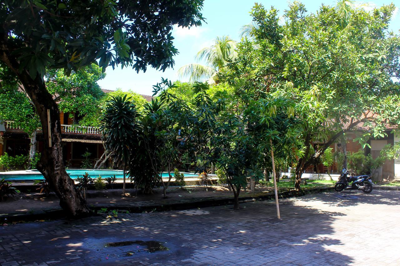 نزل Budhi Beach كوتا المظهر الخارجي الصورة
